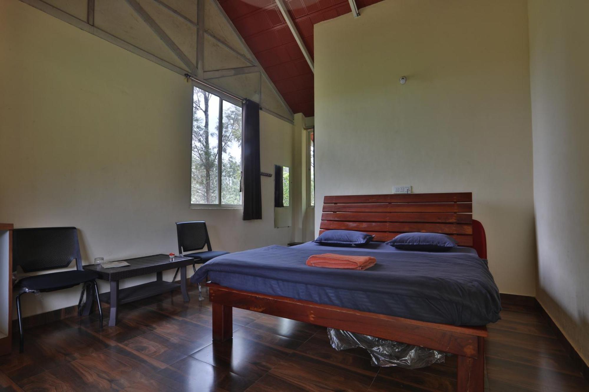 Trippr Chikkamagaluru Hostel จิกมากาลูร์ ภายนอก รูปภาพ